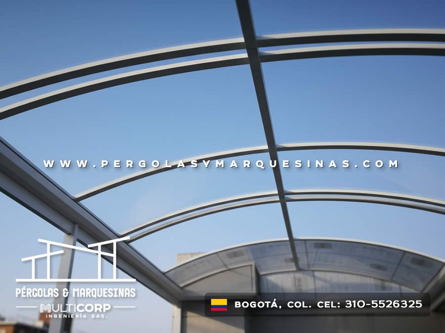 Estructura de arco metálico sin cubierta para terraza en Bogotá, Colombia. Multicorp Ingeniería SAS. Estructura de arco metálico sin cubierta para terraza en Bogotá, Colombia. Multicorp Ingeniería SAS.