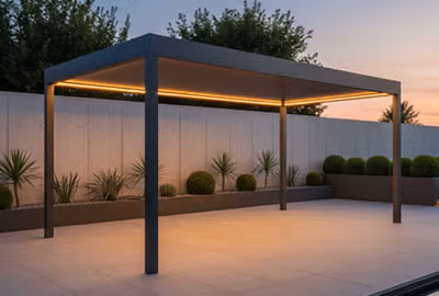 Pérgola moderna para patio con piscina en Bogotá, Colombia. Multicorp Ingeniería SAS.